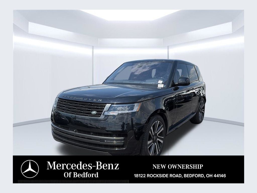 2023 Land Rover Range Rover SE in Ligurian Black Sv Bespoke Ultra Metallic Sat — front three-quarter view